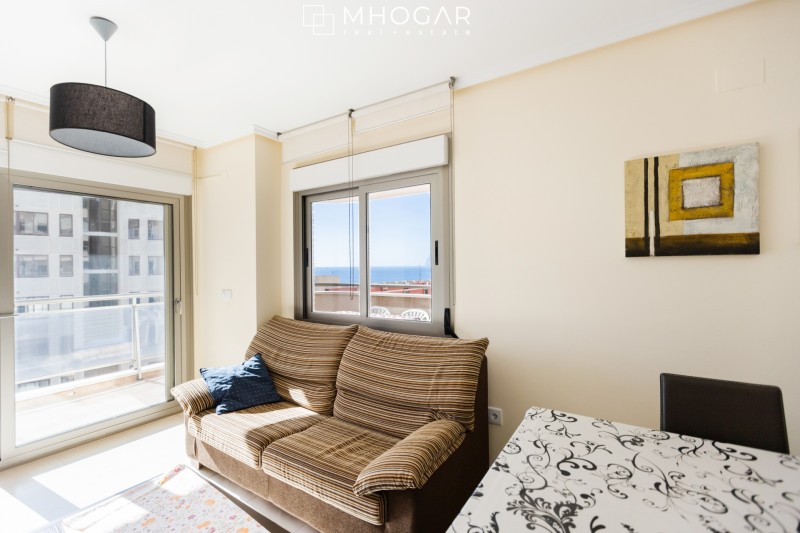 Calpe- Precioso apartamento ubicado en segunda linea de playa a la venta! 